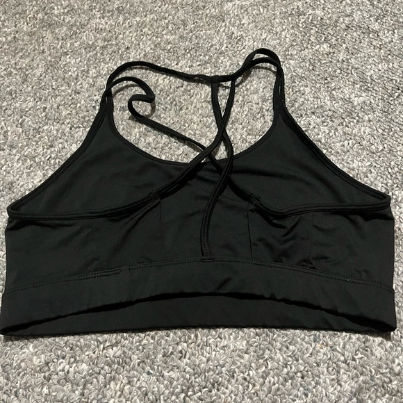 Sports bra size S - Picture 2 of 3